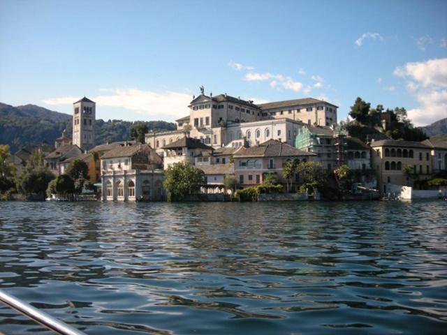 Lake Orta Openspace Garden Beach Pettenasco Ngoại thất bức ảnh
